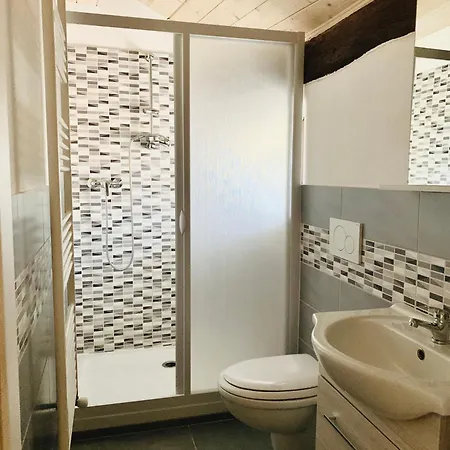 Duplex In Con Cortile Privato Apartment *
